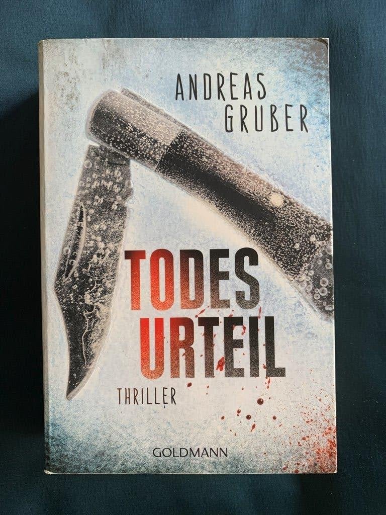 Thriller Todesurteil van Andreas Gruber, Gelezen, Ophalen of Verzenden, Andreas Gruber, Europa overig