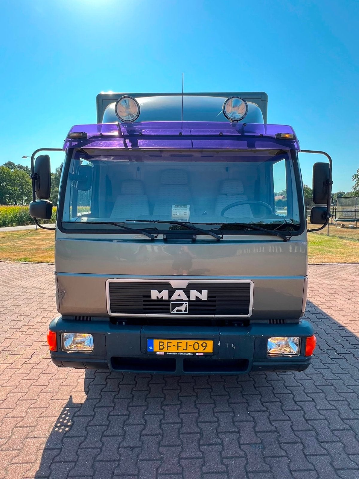 4 paards vrachtwagen met achter en zij lader, Particulier, Te koop