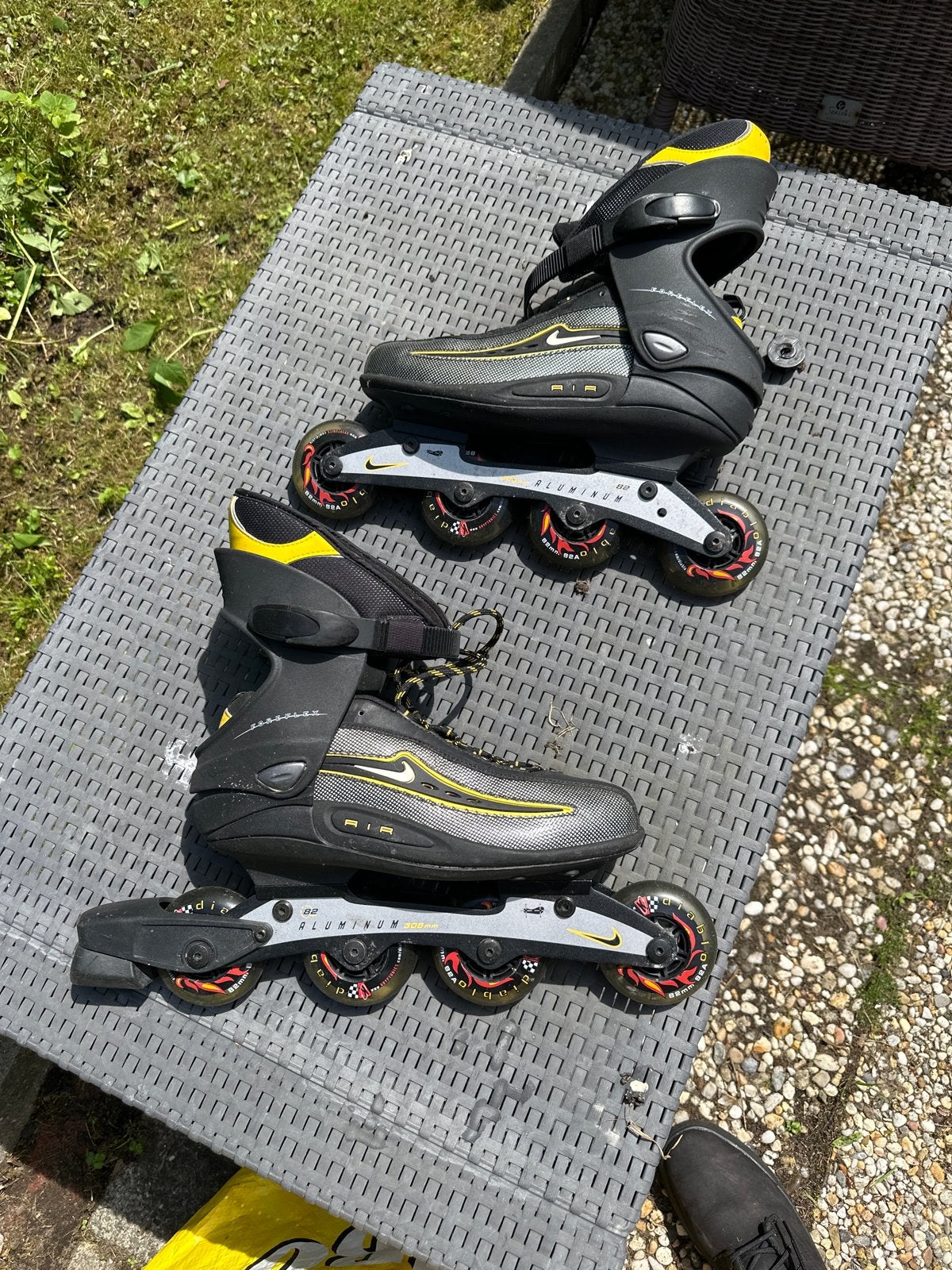 Nike skeelers met extra wielen - Nooit gebruikt 42,5, Sport en Fitness, Skeelers, Ophalen, Nieuw, Inline skates 4 wielen, Overige merken
