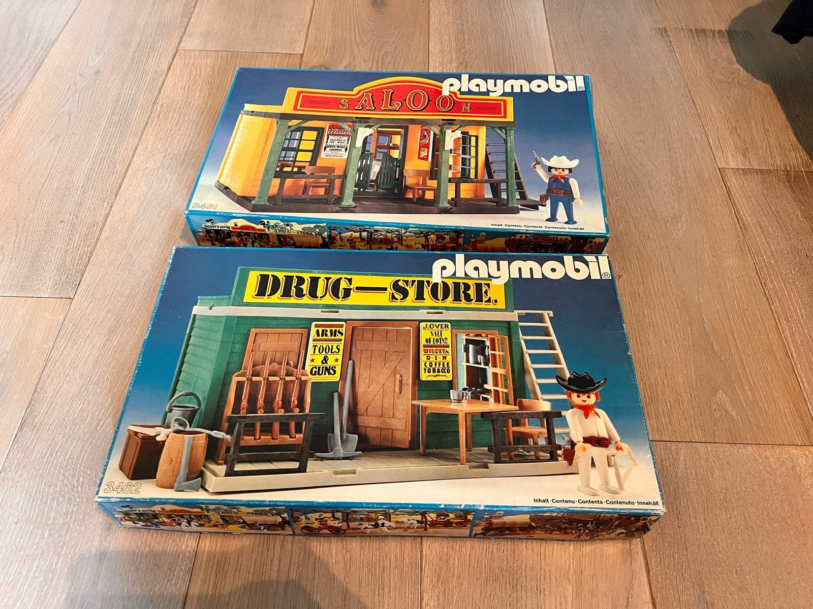 Twee vintage Playmobil dozen (leeg) - Saloon en Drugstore, Kinderen en Baby's, Speelgoed | Playmobil, Gebruikt, Gebouw, Losse onderdelen