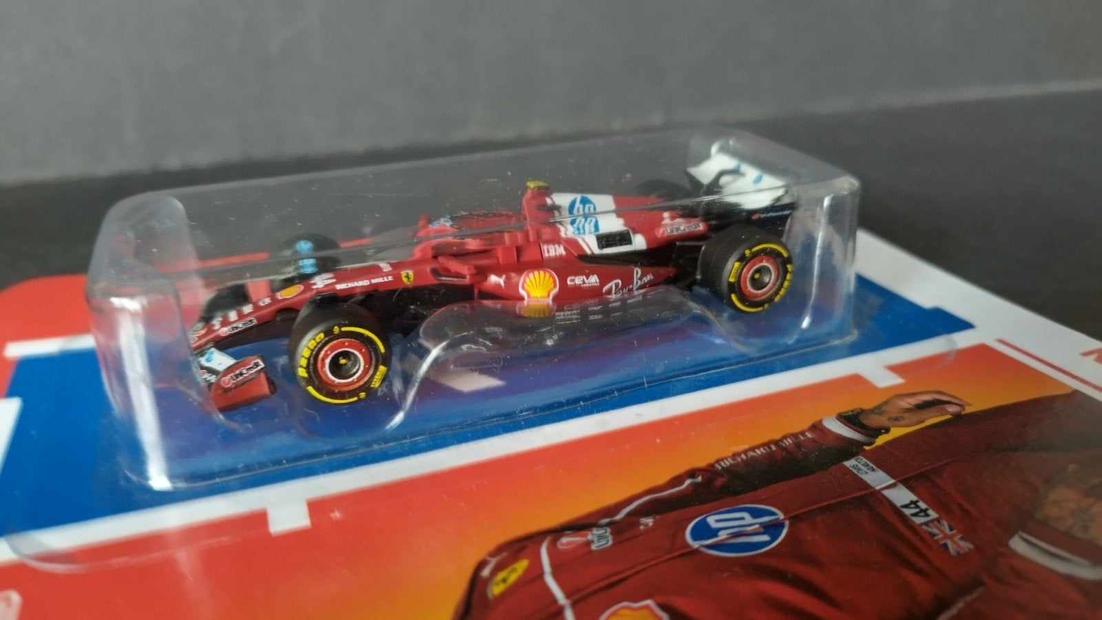 Ferrari SF 25 Lewis Hamilton F1 1:64 Bburago Burago Pol, Auto, Verzenden, ., Nieuw