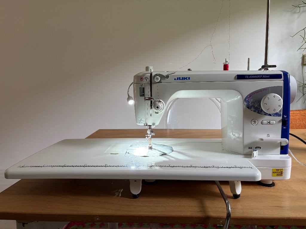Juki TL-2200QVP Mini - Quilt virtuoso Pro, Ophalen, Zo goed als nieuw, Naaimachine, Overige merken