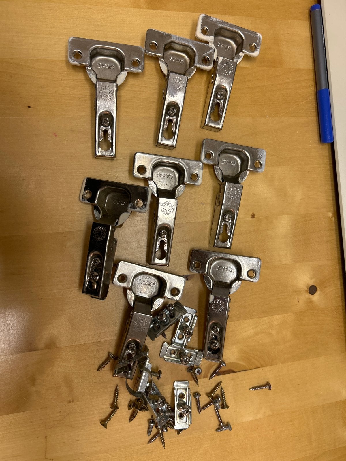 Kastscharnieren met schroeven - Set van 8, Ophalen of Verzenden, Gebruikt, Overige materialen, Scharnier