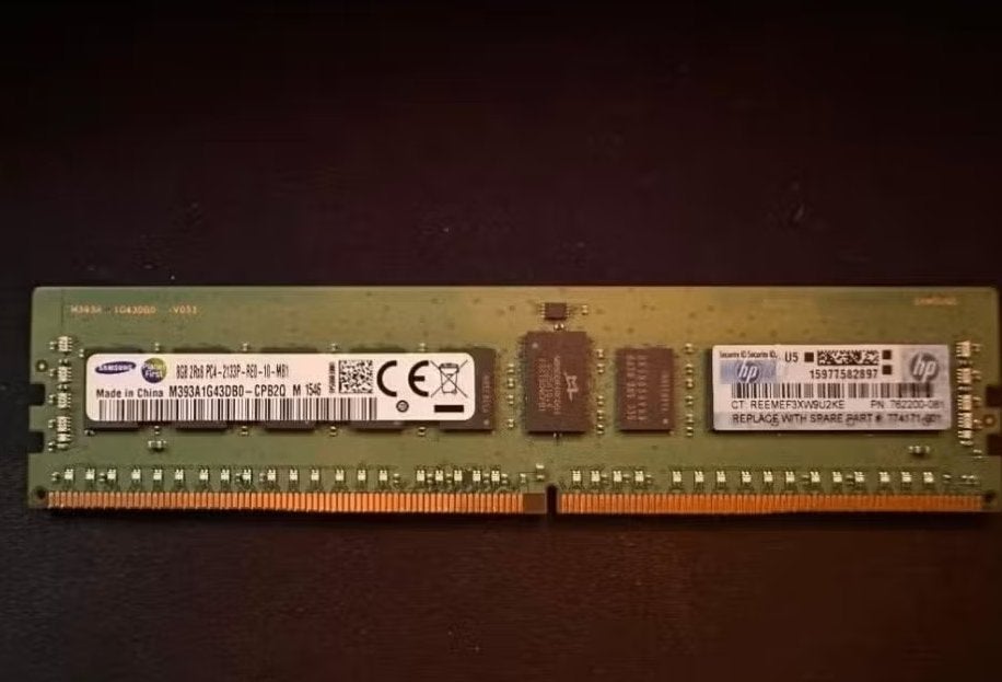 HPE 8GB DDR4 ECC RDIMM PC4-2133P 762200-081, Gebruikt, Server, DDR4, 2133 MT/s