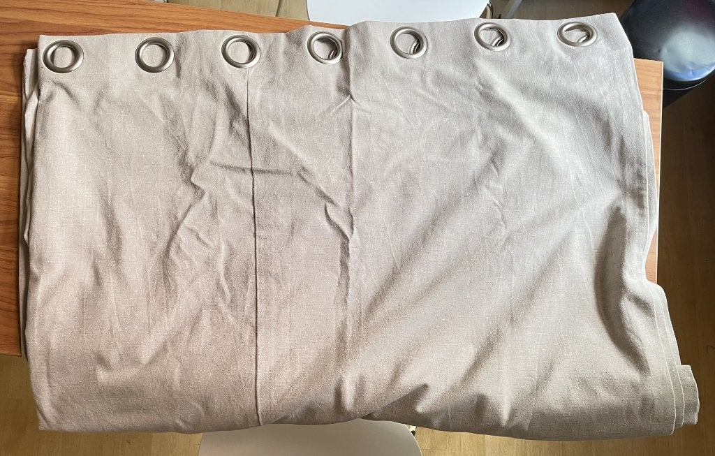 Kant en klaar gordijn met ringen HEMA ecru lichtgrijs 2m 3m, Met ringen, 200 cm, Gebruikt, Ophalen of Verzenden
