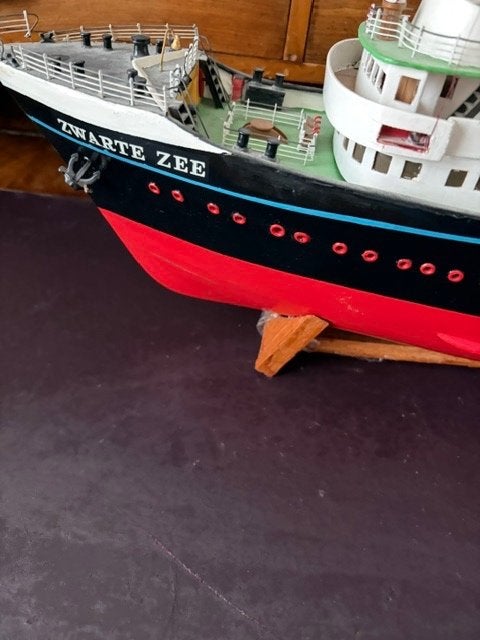 Model boot de zwarte zee, Hobby en Vrije tijd, Modelbouw | Boten en Schepen, Ophalen, Gebruikt