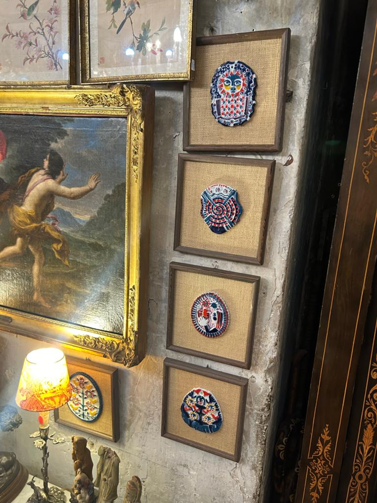 Unieke ingelijste Sargadelos keramiek op linnen 9 stuks, Antiek en Kunst, Ophalen