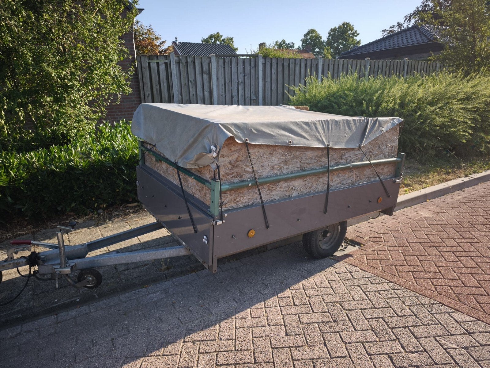 Aanhanger met dekzeil en slot - Werkt prima!, Ophalen