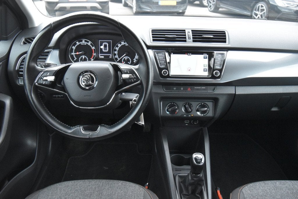 Skoda Fabia Combi 1.0 TSI Business Edition , TREKHAAK , CR C, Auto's, Skoda, Stof, Gebruikt, 1036 kg, Origineel Nederlands