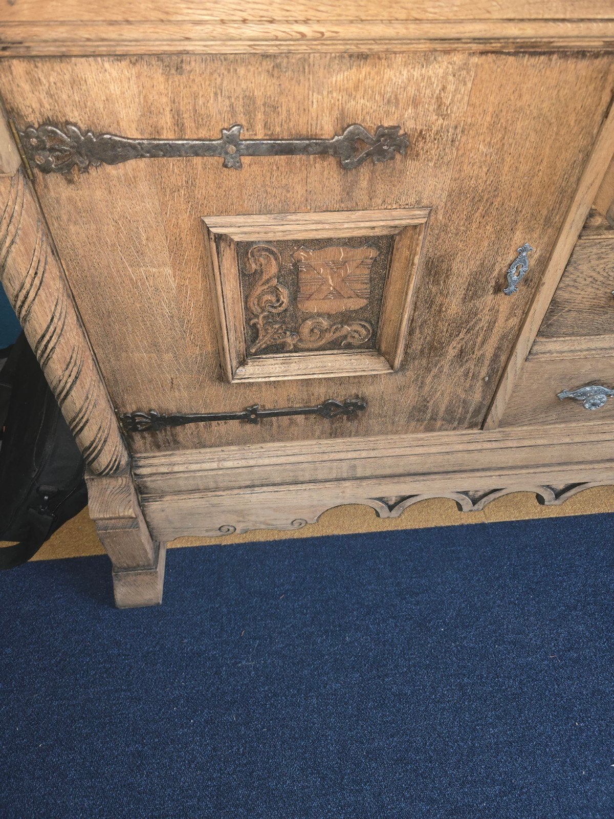 Antiek Eiken Dressoir met Lades en Kastjes, Ophalen