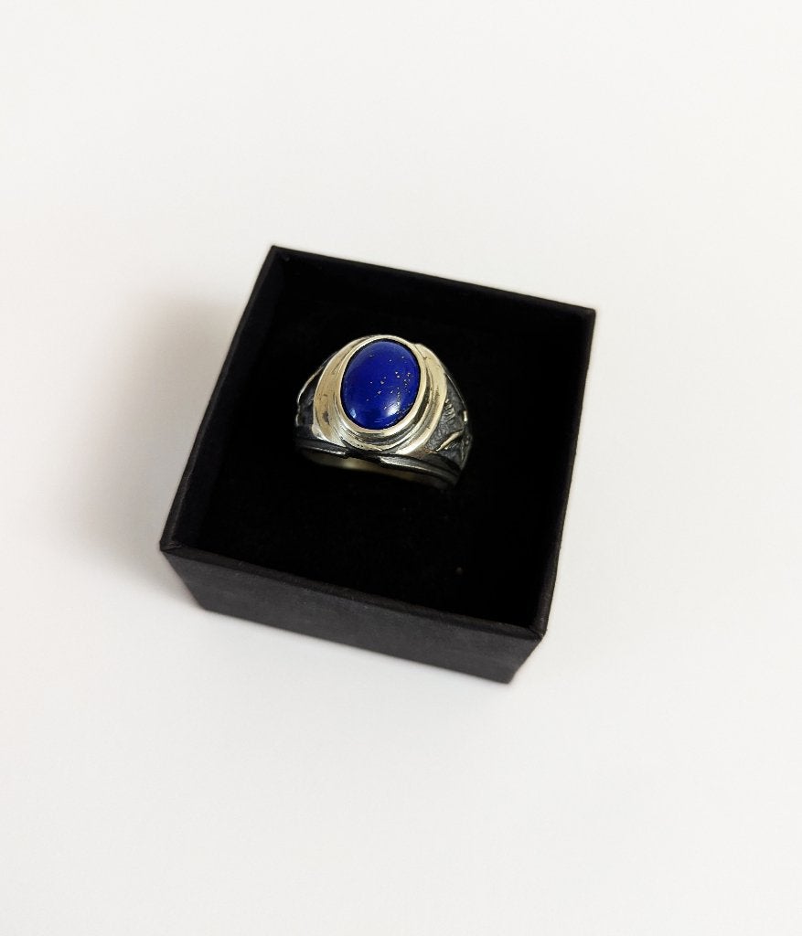 Zilveren herenring met natuurlijke lapis lazuli, 20 of groter, Heer, Nieuw, Met edelsteen
