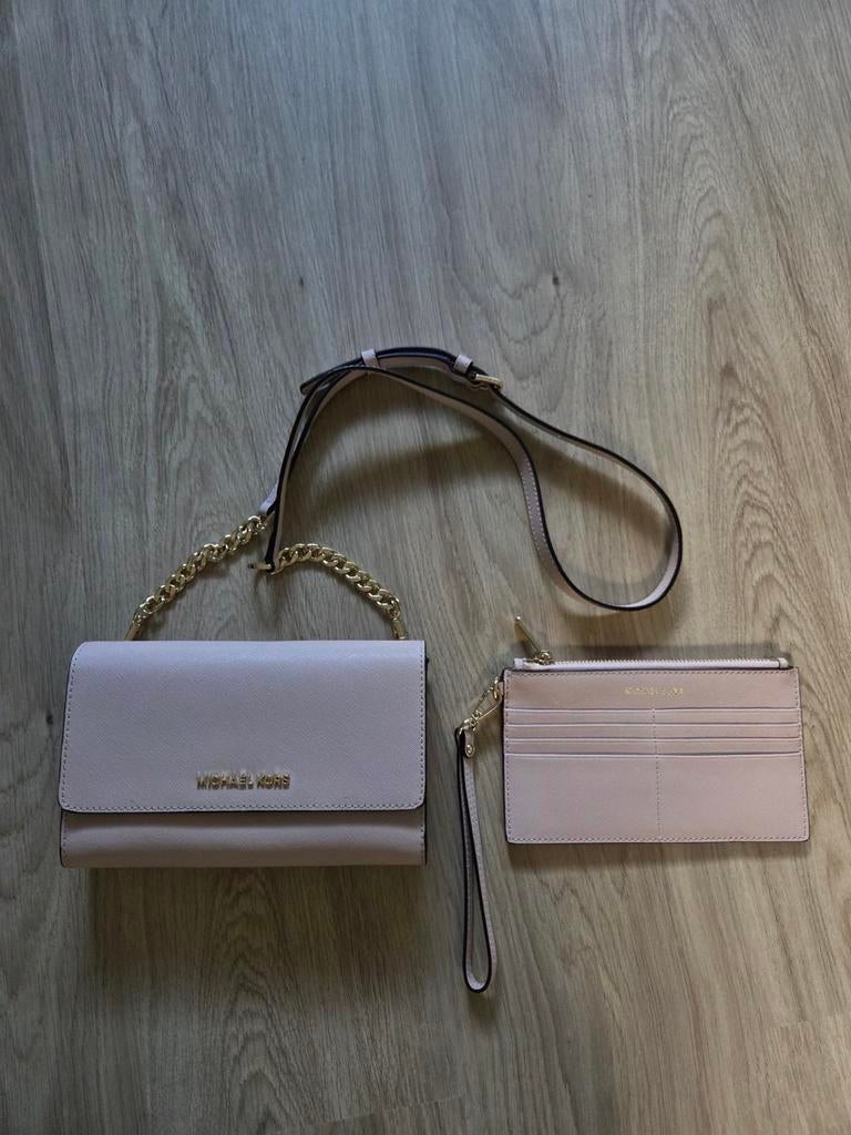 Michael Kors schoudertas + clutch + portemonnee, Sieraden, Tassen en Uiterlijk, Tassen | Damestassen, Ophalen of Verzenden, Zo goed als nieuw