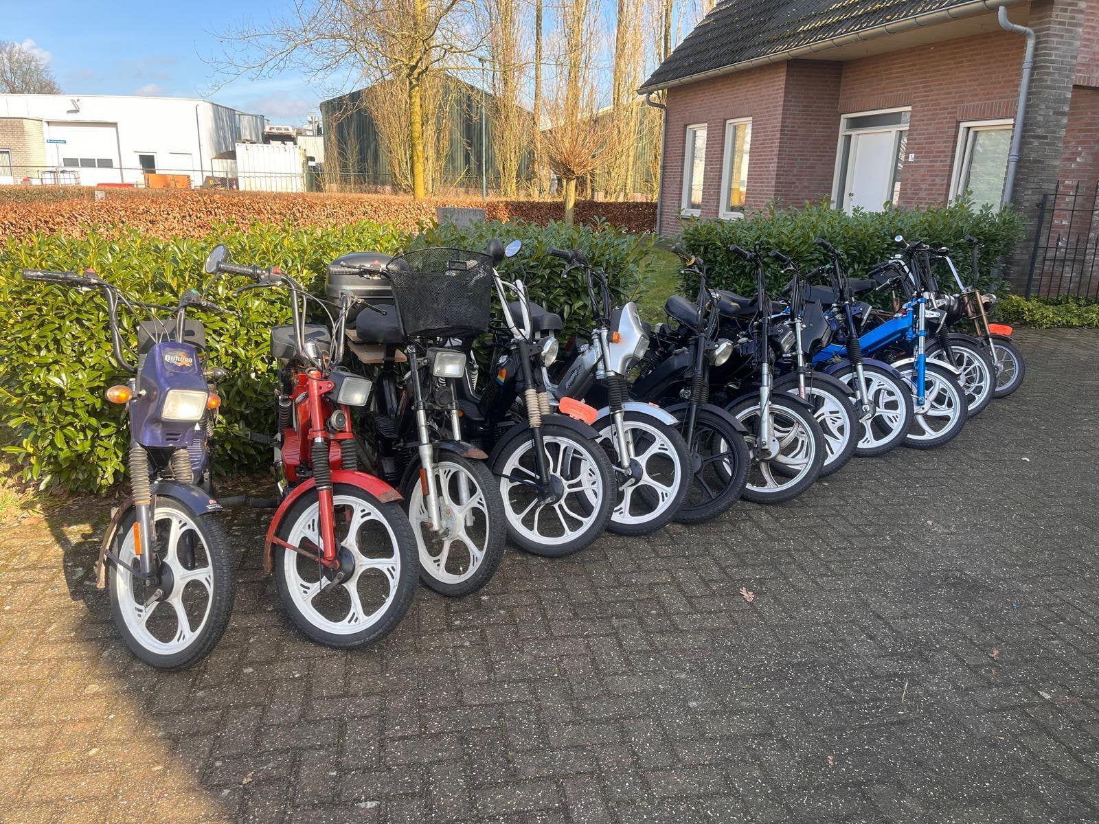 GEZOCHT tomos opknappers een meer zie omschrijving, Ophalen