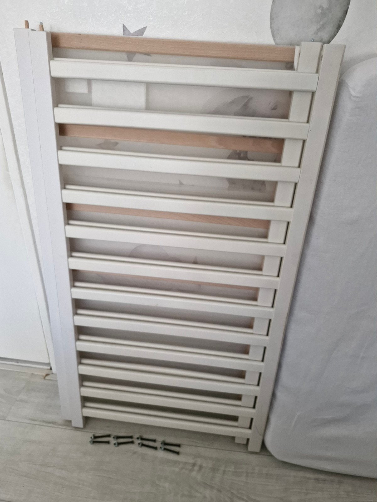 IKEA SUNDVIK Ledikant Wit 60x120 cm met Matras. Goede staat., Lattenbodem, Gebruikt, 70 tot 85 cm, 140 tot 160 cm
