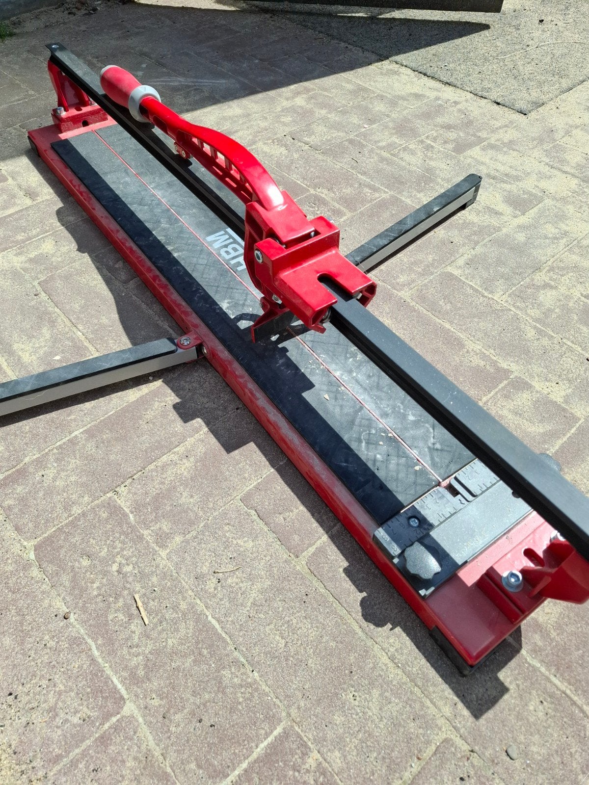 HBM Machines Tegelsnijder 80 cm, Ophalen, Gebruikt, Snijgereedschap, Overige merken