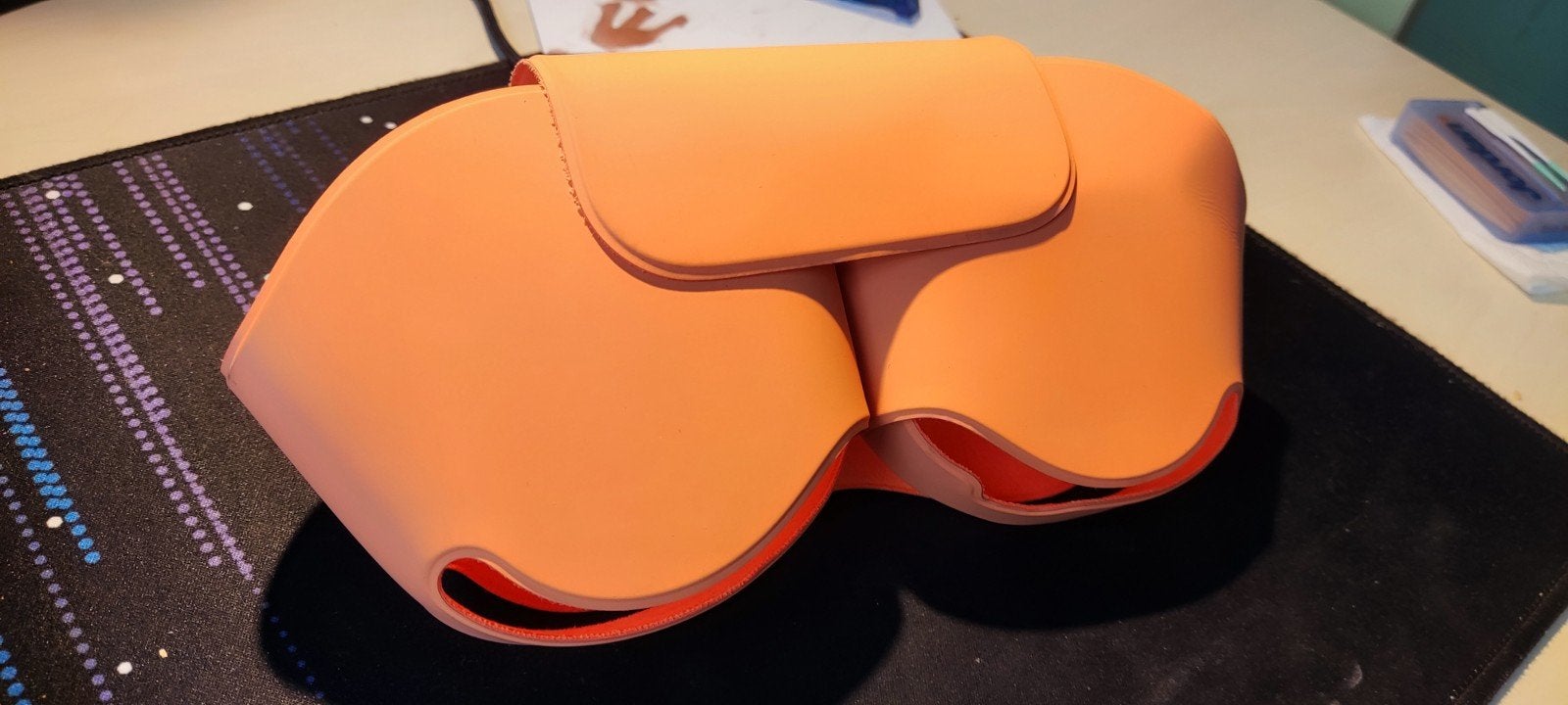 AirPods Max Smart Case - Oranje, Oranje, Hoesje of Tasje, Ophalen of Verzenden, Zo goed als nieuw