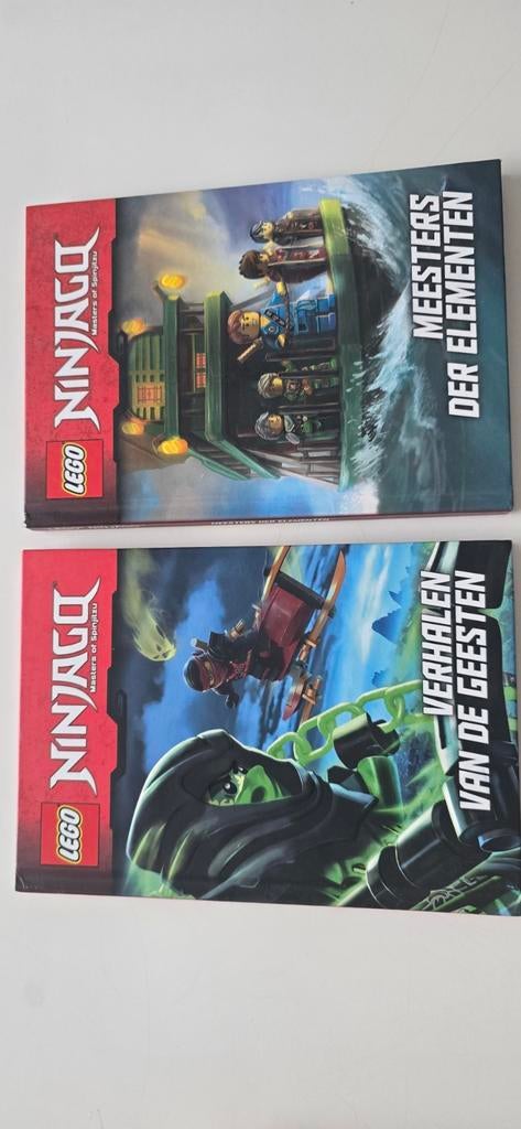 2 LEGO Ninjago boeken: Meesters der Elementen & Verhalen, Ophalen