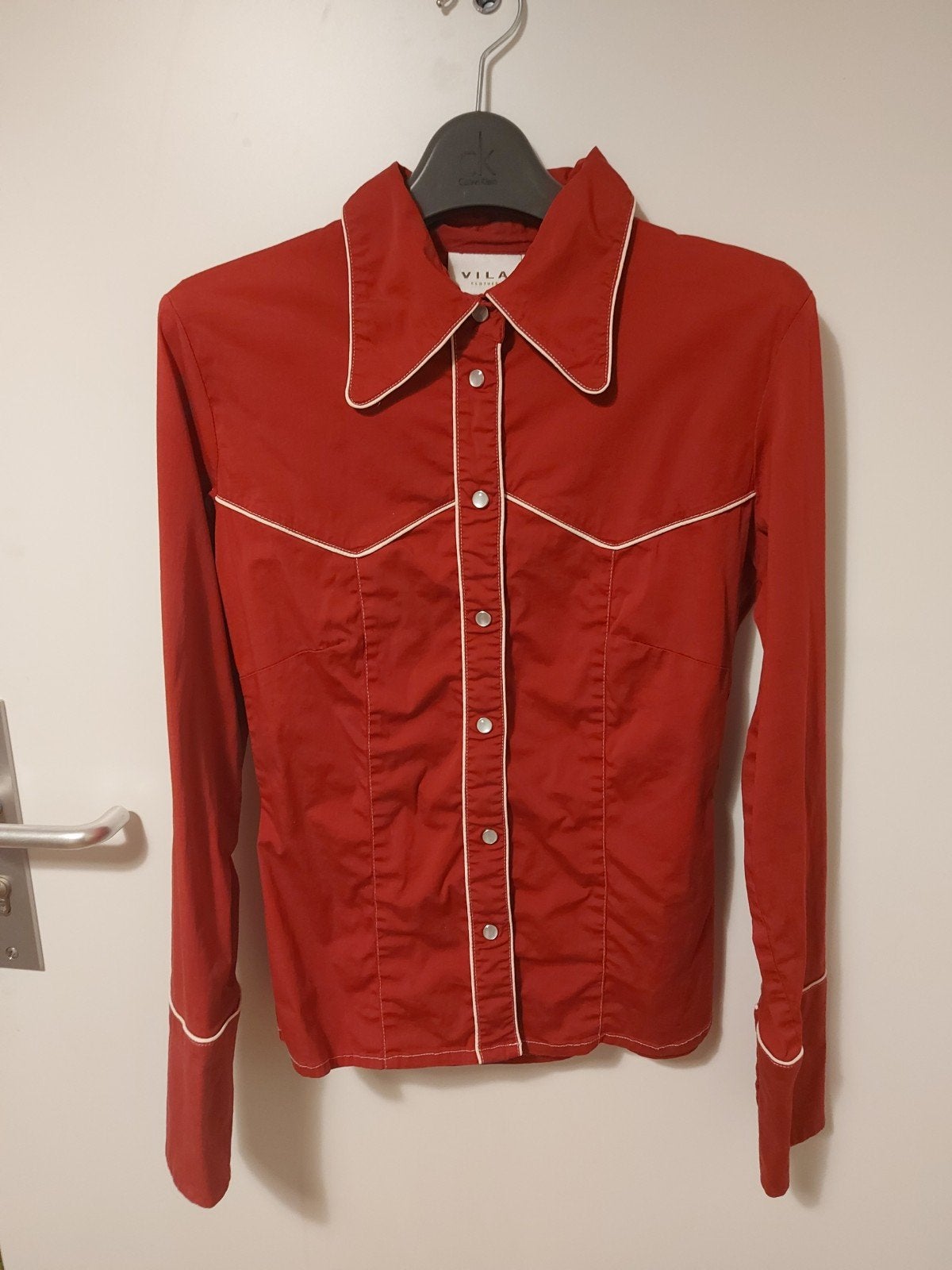 Western show blouse maat S, Dieren en Toebehoren, Rood, Overige merken, Ophalen of Verzenden, Zo goed als nieuw