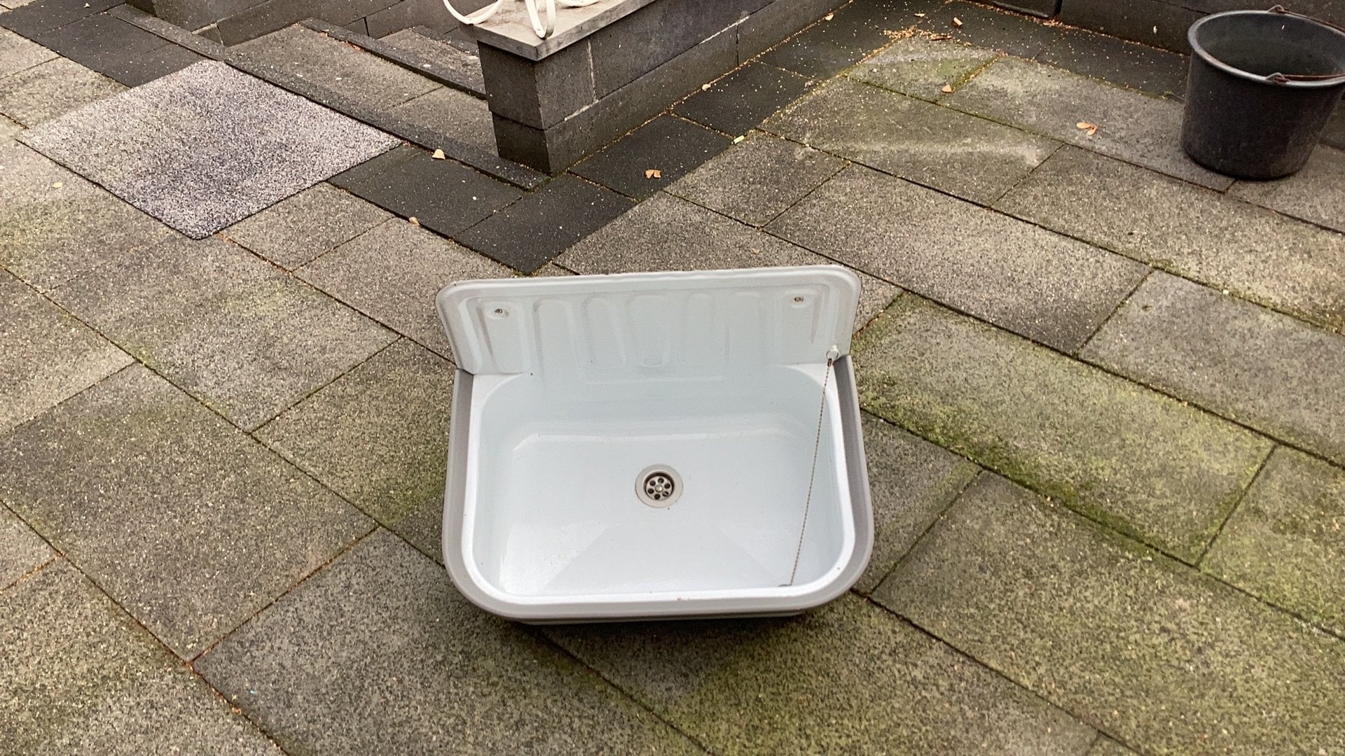 IJzeren wasbak., Ophalen of Verzenden, Gebruikt, Wastafel