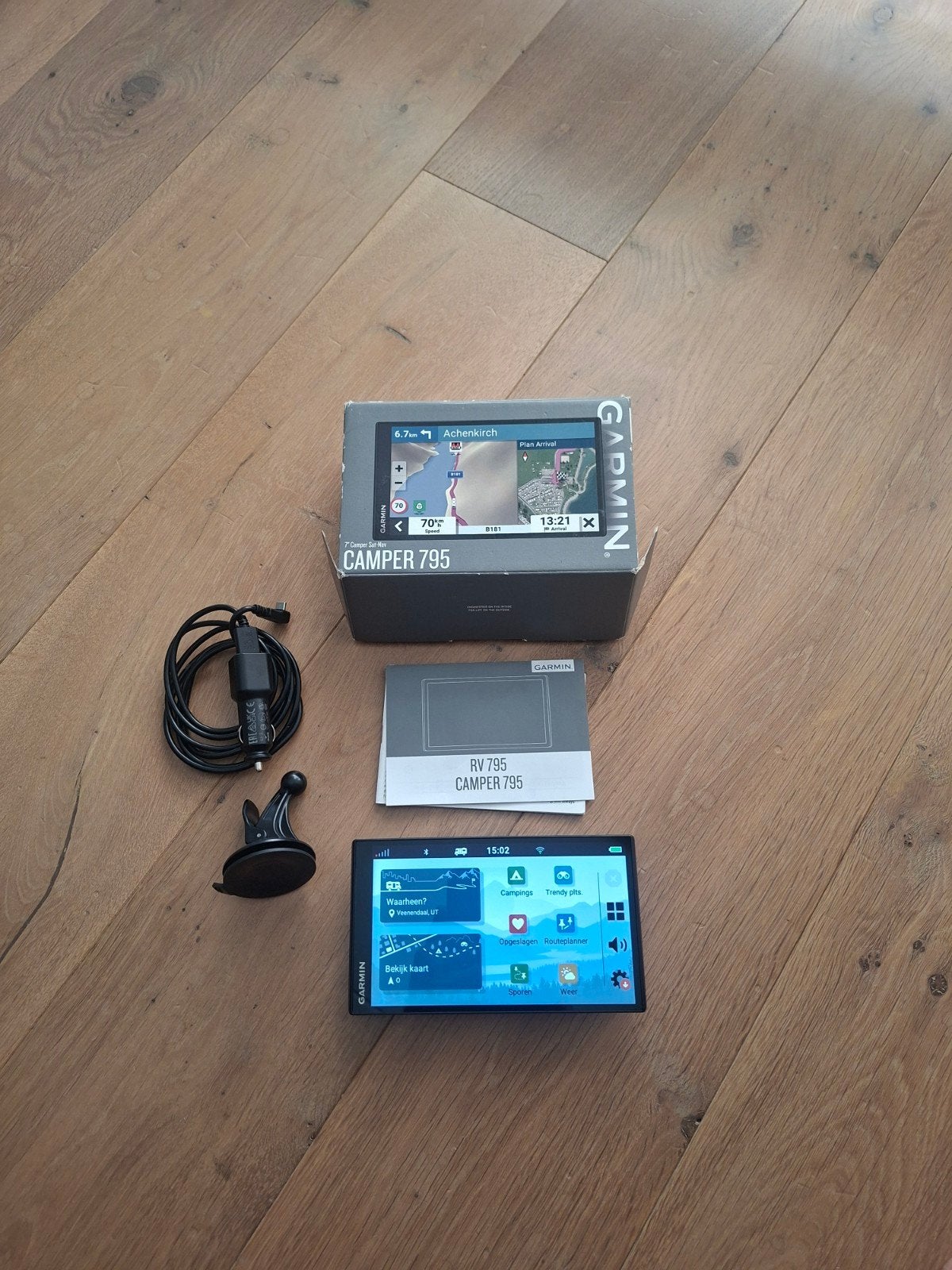 Garmin Camper 795 navigatie met doos en accessoires, Ophalen of Verzenden, Zo goed als nieuw