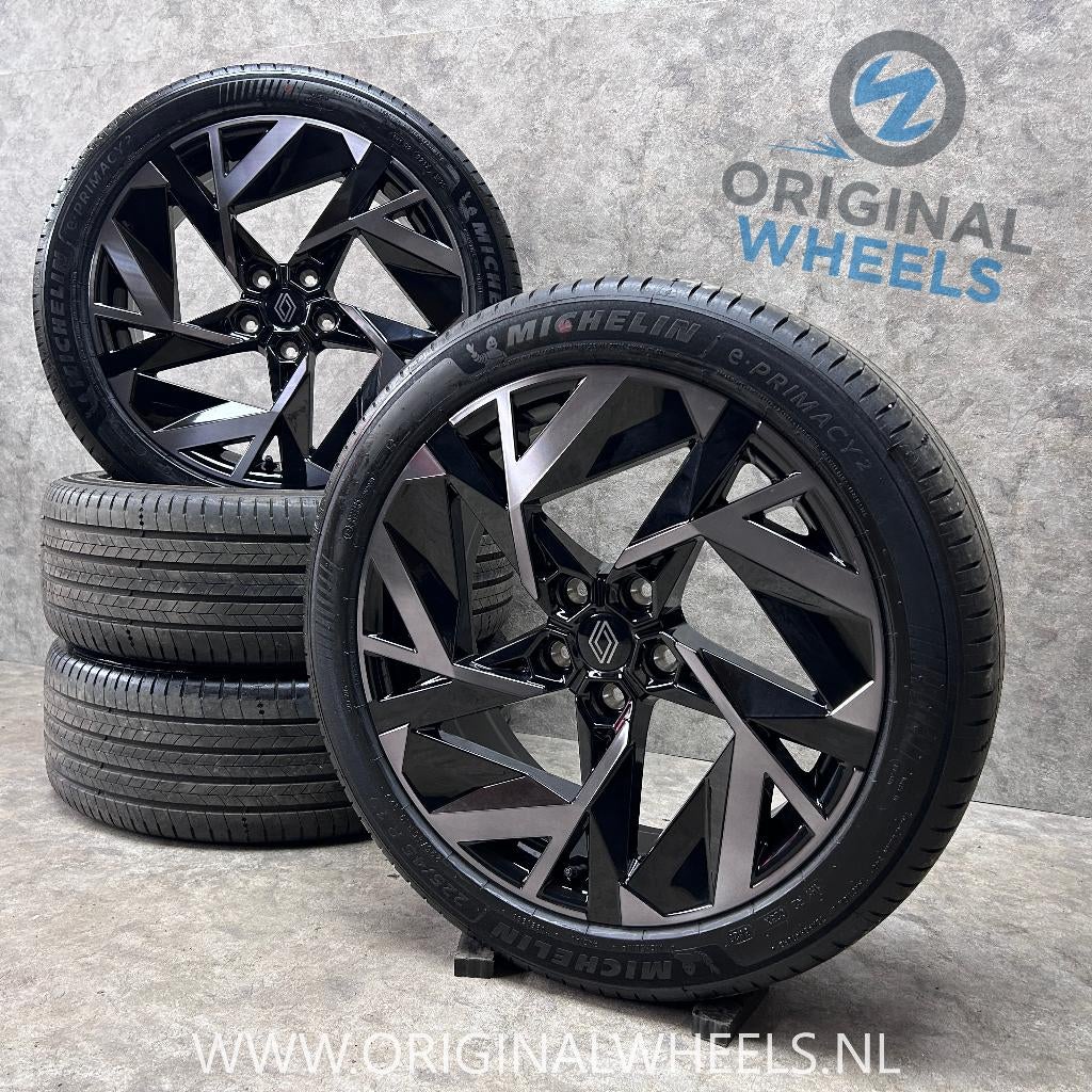19 inch originele velgen + zomerbanden Renault Captur Arkana