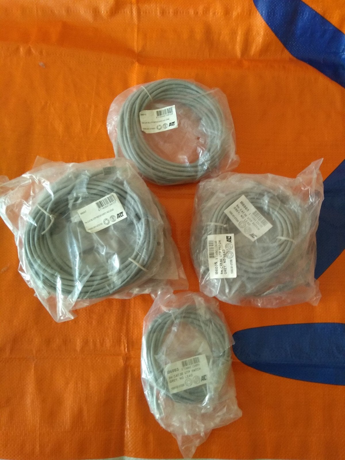 Cat 5E ethernet kabels [NIEUW], Computers en Software, Pc- en Netwerkkabels, Ophalen of Verzenden, Nieuw