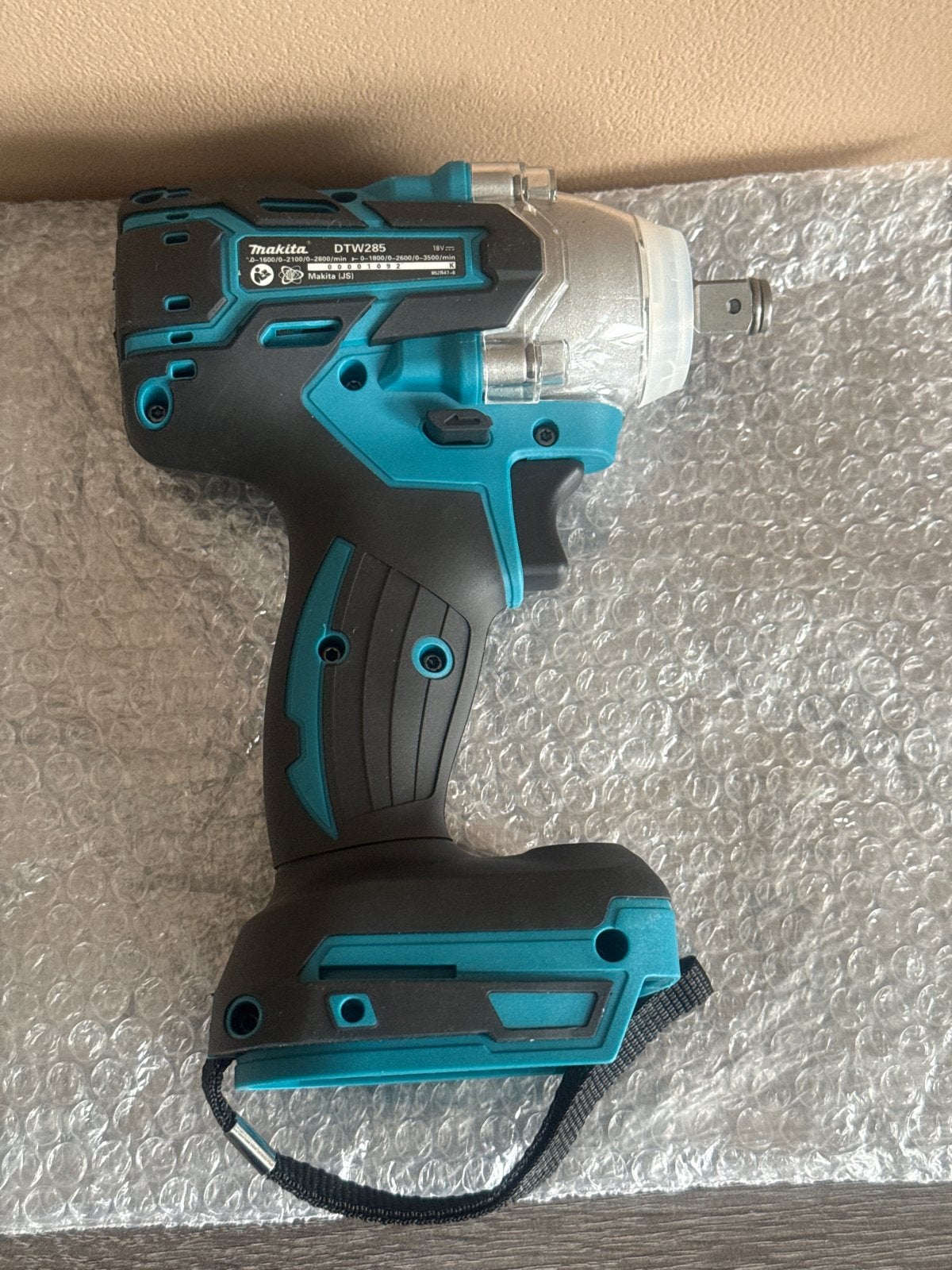 Makita DTW285 Accu Slagmoersleutel - Zo goed als nieuw, 600 watt of meer, Variabele snelheid, Overige typen, Ophalen of Verzenden