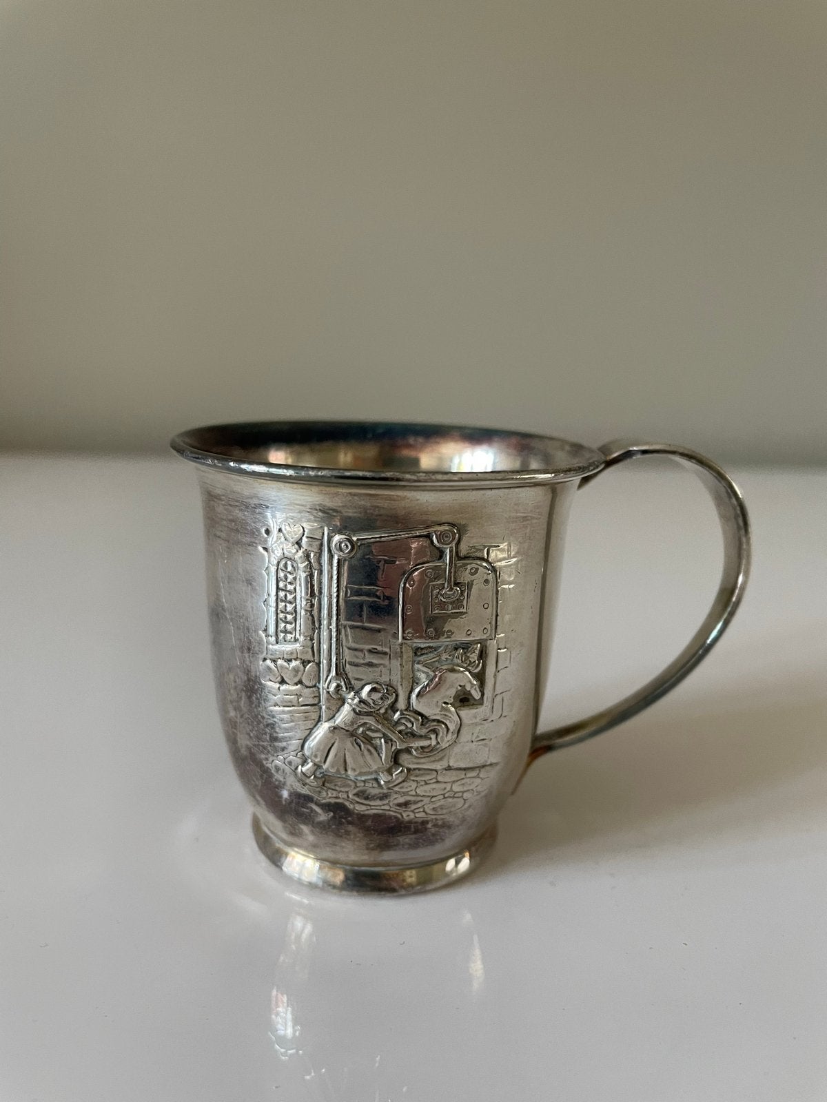 Antiek Gero Melkkannetje met Reliëfdecoratie, Ophalen of Verzenden