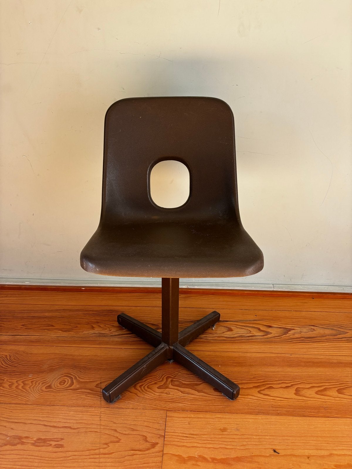 Vintage retro kinderstoeltje – bruin – jaren 70, Ophalen, Gebruikt