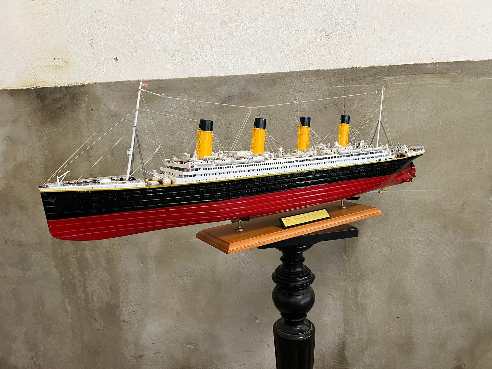 Prachtig gebouwde RMS Titanic, 108 cm hout, Hobby en Vrije tijd, Modelbouw | Boten en Schepen, Ophalen, Zo goed als nieuw, Nvt