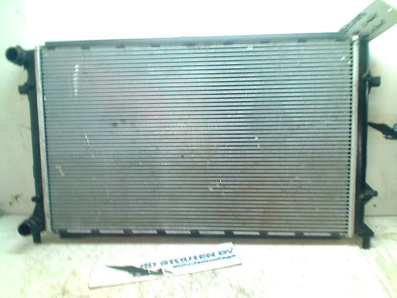 Radiateur Volkswagen Caddy III (2KA,2KH,2CA,2CH) 2006, Gebruikt, Volkswagen, Volkswagen AG, Kundenbetreuung@volkswagen.de