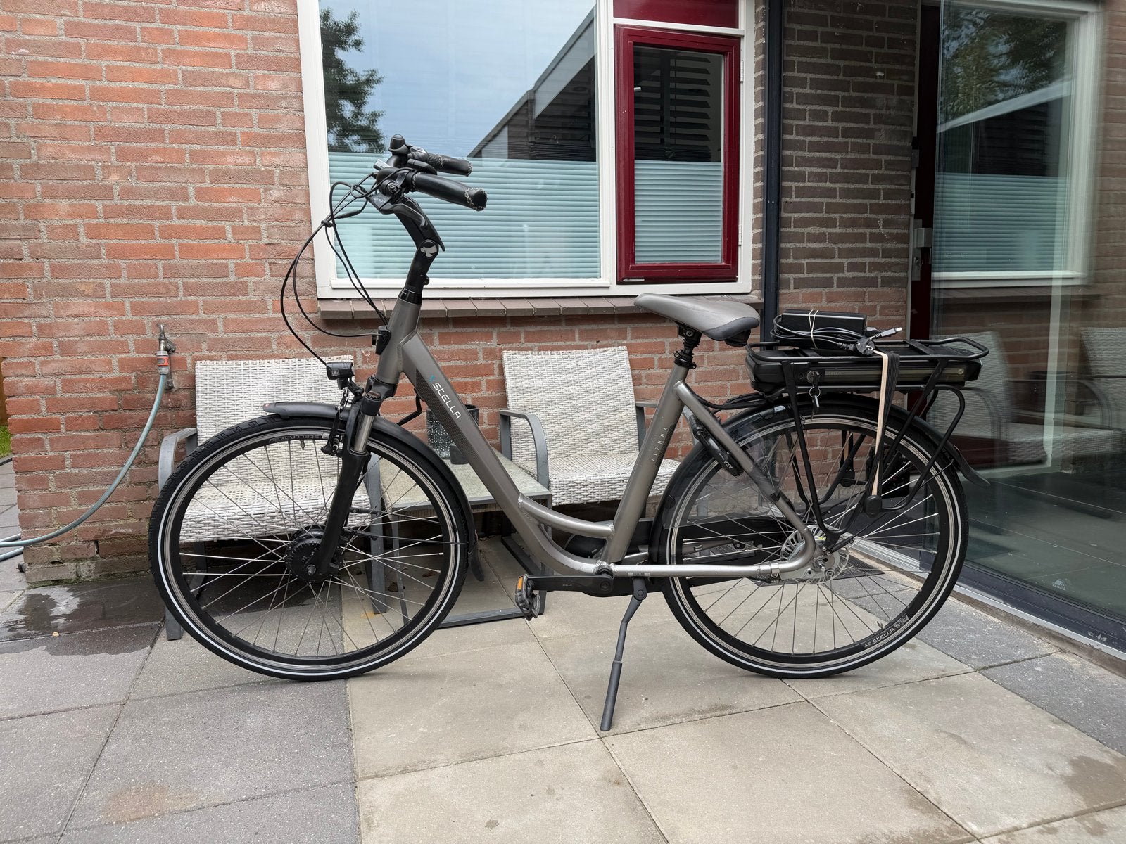 Stella Vienna elektrische fiets - Zo goed als nieuw, Zo goed als nieuw, 51 tot 55 cm, 50 km per accu of meer, Ophalen
