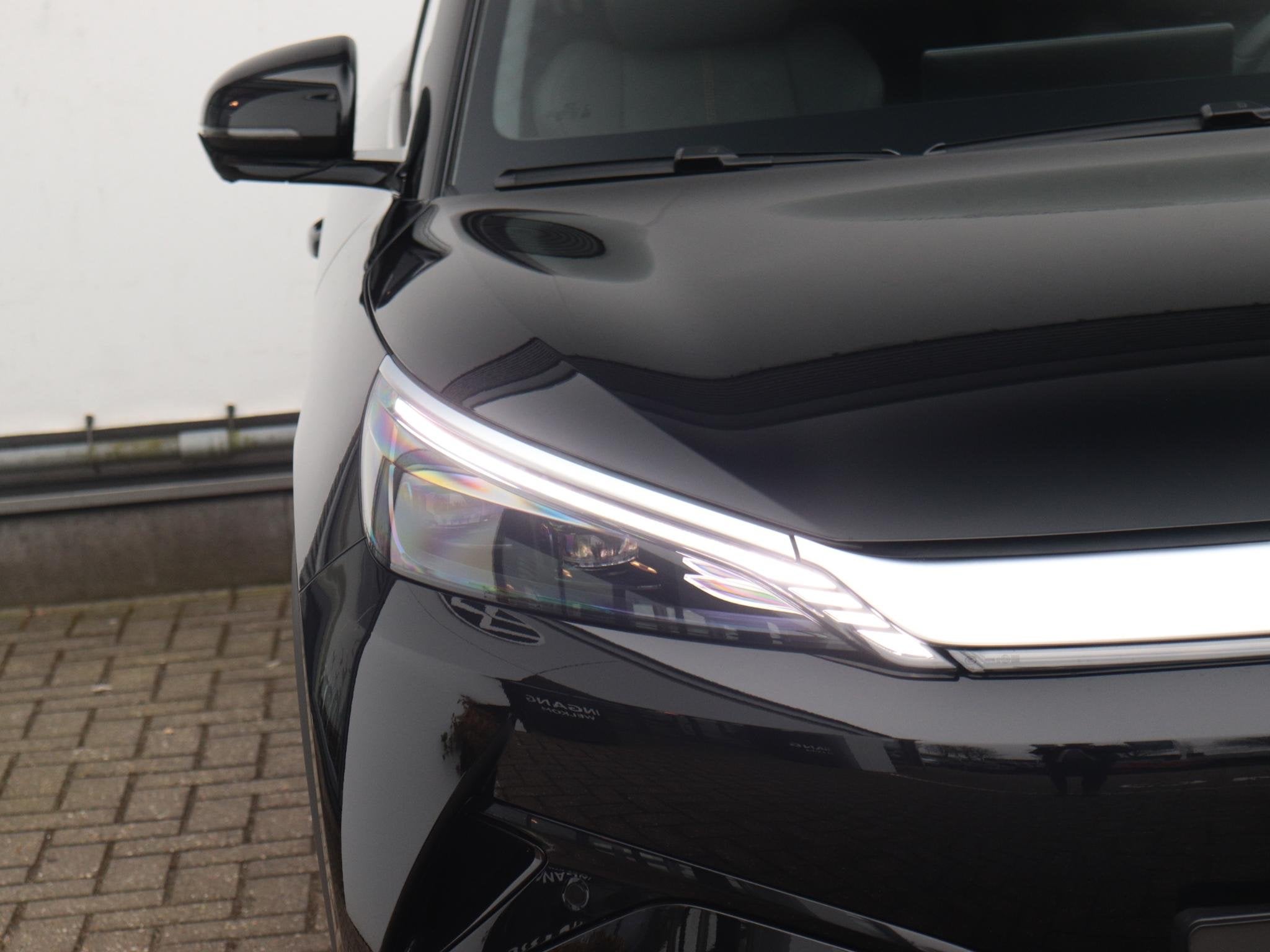 BYD ATTO 3 EVO Excellence 74.8 kWh | 450pk | 0-100 3,9 sec |, Auto's, Automaat, Zwart, 470 km, 449 pk