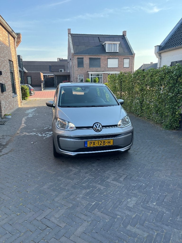 Volkswagen up! 1.0 44KW 5-DRS 2017 97.558 KM, Auto's, Volkswagen, Voorwielaandrijving, Stof, Origineel Nederlands, 24 km/l
