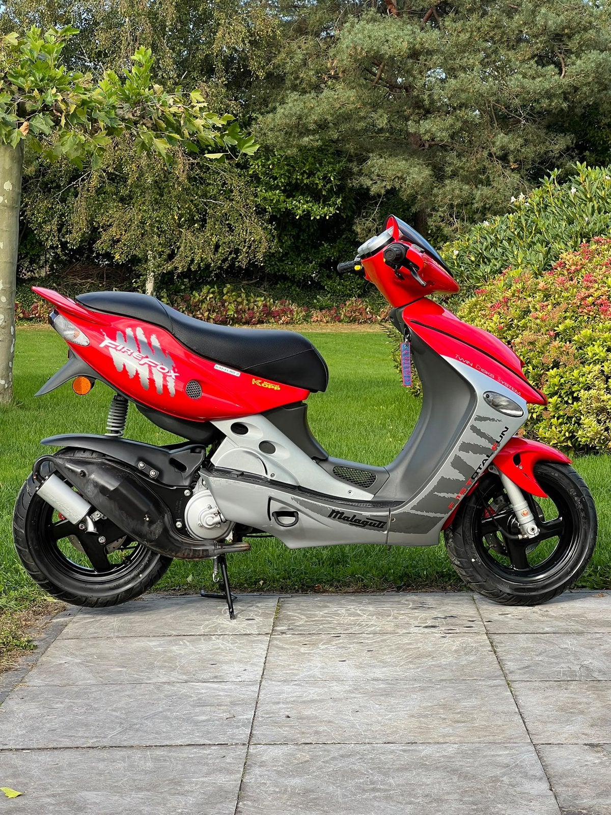 ️⭐️Malaguti f15 firefox collectorsitem! Eerste banden!️⭐️, Fietsen en Brommers, Ophalen of Verzenden, Zo goed als nieuw, Benzine
