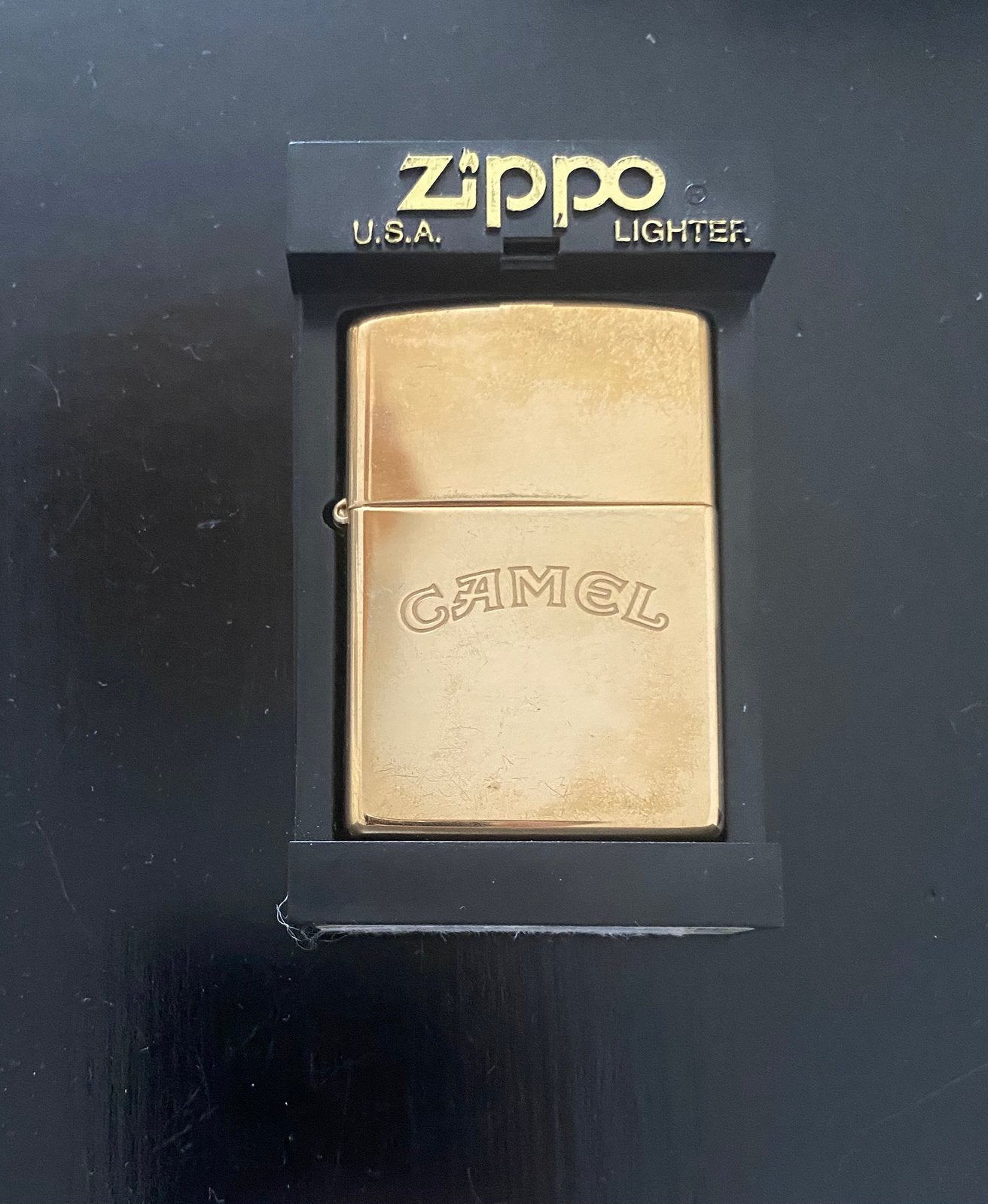 Zippo Camel aansteker 1999 collectors item, Verzamelen, Rookartikelen, Aanstekers en Luciferdoosjes, Ophalen of Verzenden, Gebruikt