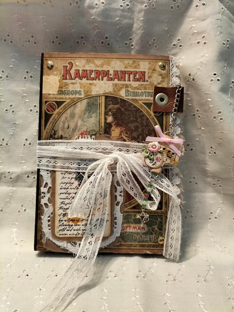 Junkjournal bloemen, Hobby en Vrije tijd, Scrapbooking, Ophalen of Verzenden, Nieuw, Album of Boek