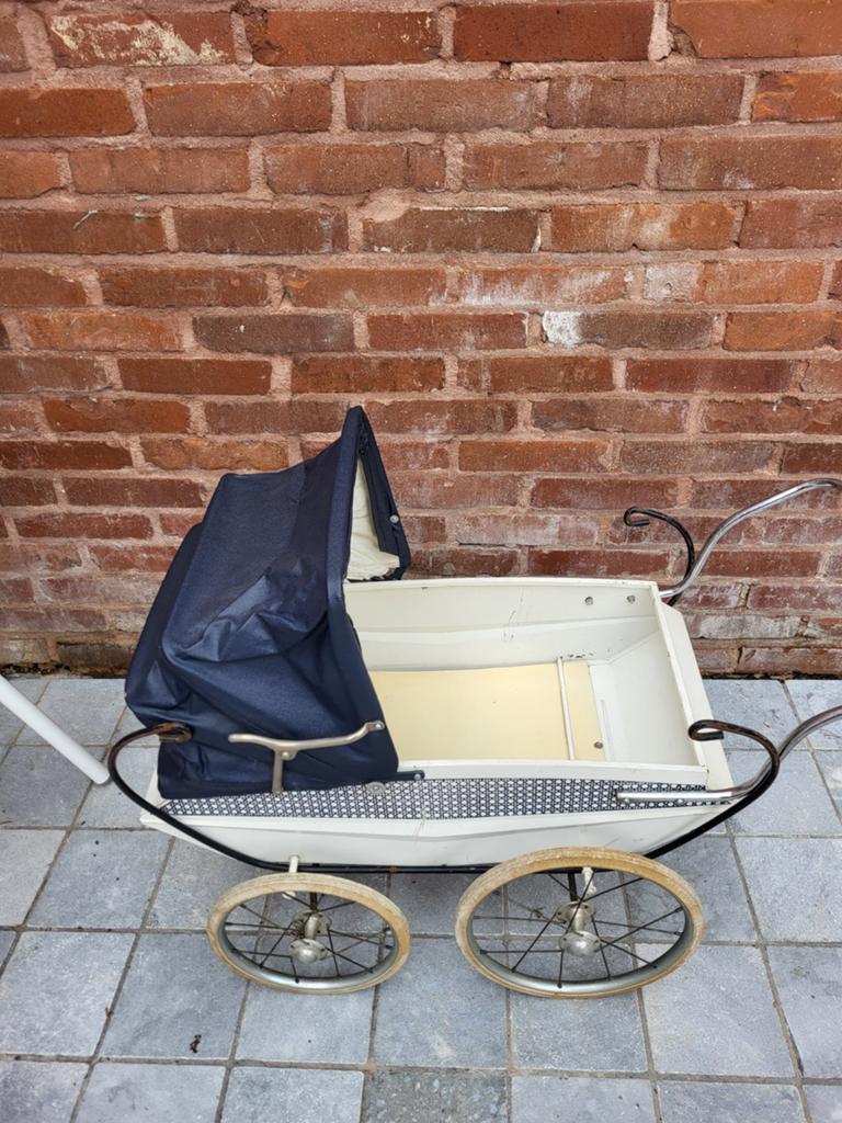 Vintage poppenwagen / retro kinderwagen – jaren 60/70 –, Ophalen of Verzenden, Gebruikt, Overige merken