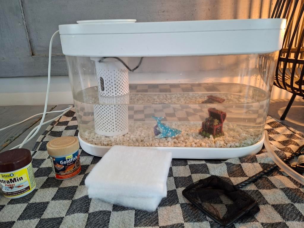 Aquarium - Xiaomi met filter, LED verlichting en toebehoren, Ophalen of Verzenden, Gebruikt, Gevuld zoetwateraquarium
