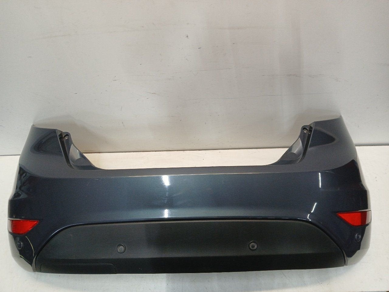 Bumper achter Ford Fiesta, Auto-onderdelen, Onderdelen@venauto.nl, Van der Ven Autorecycling B.V., Gebruikt, Ettenseweg 76, 4706 PB Roosendaal, The Netherlands