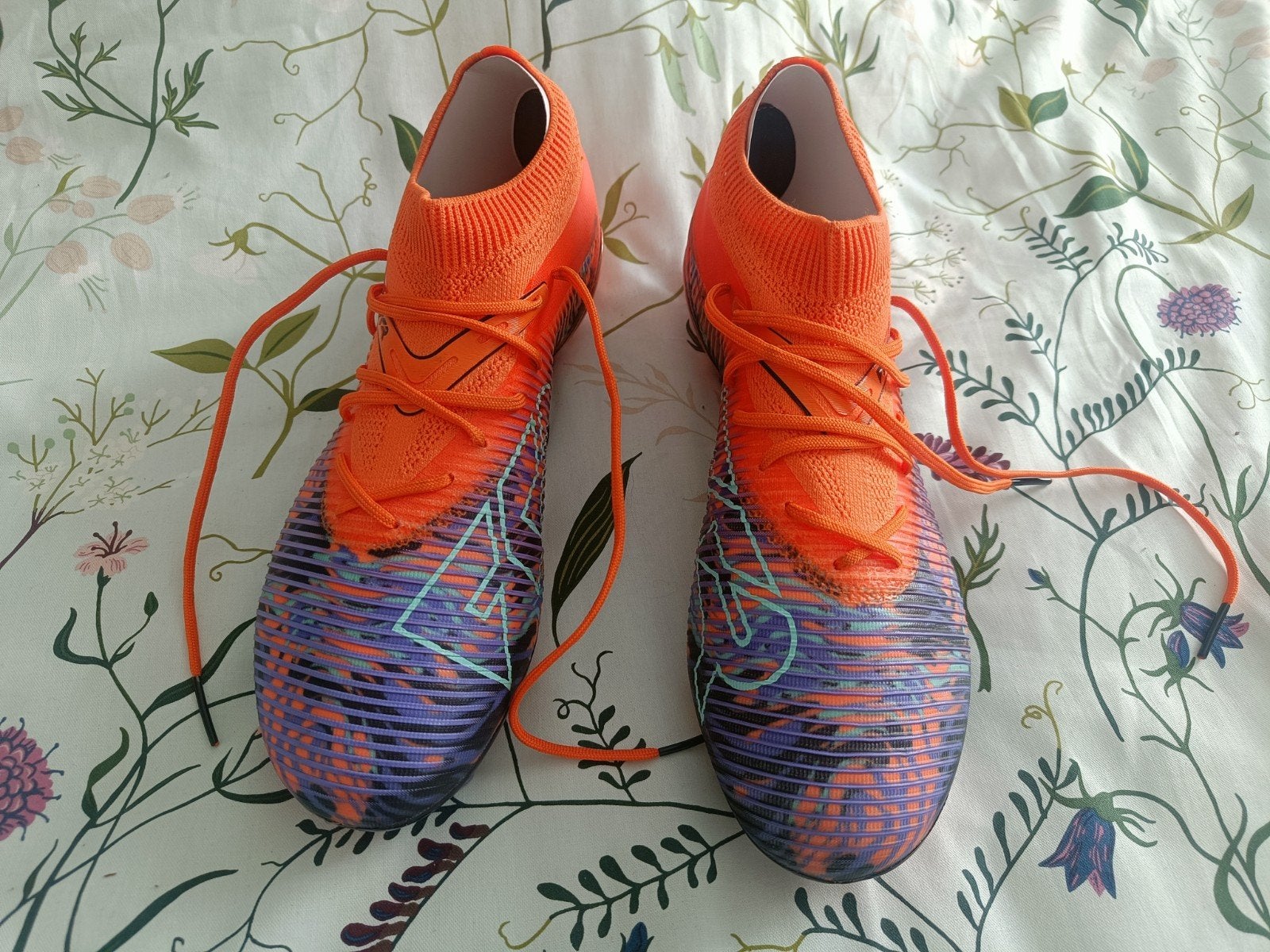 Puma 8 future match fg/ag limited edition, maat 42'5, Sport en Fitness, Ophalen, Zo goed als nieuw, Schoenen