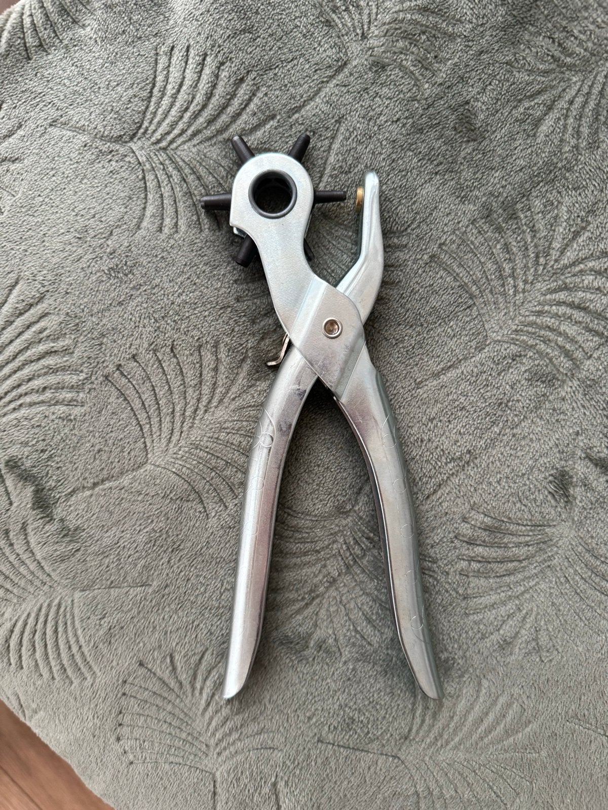 Gatenpons / Revolvertang - Nieuwstaat, Doe-het-zelf en Verbouw, Gereedschap | Handgereedschap, Ophalen, Zo goed als nieuw, Tang