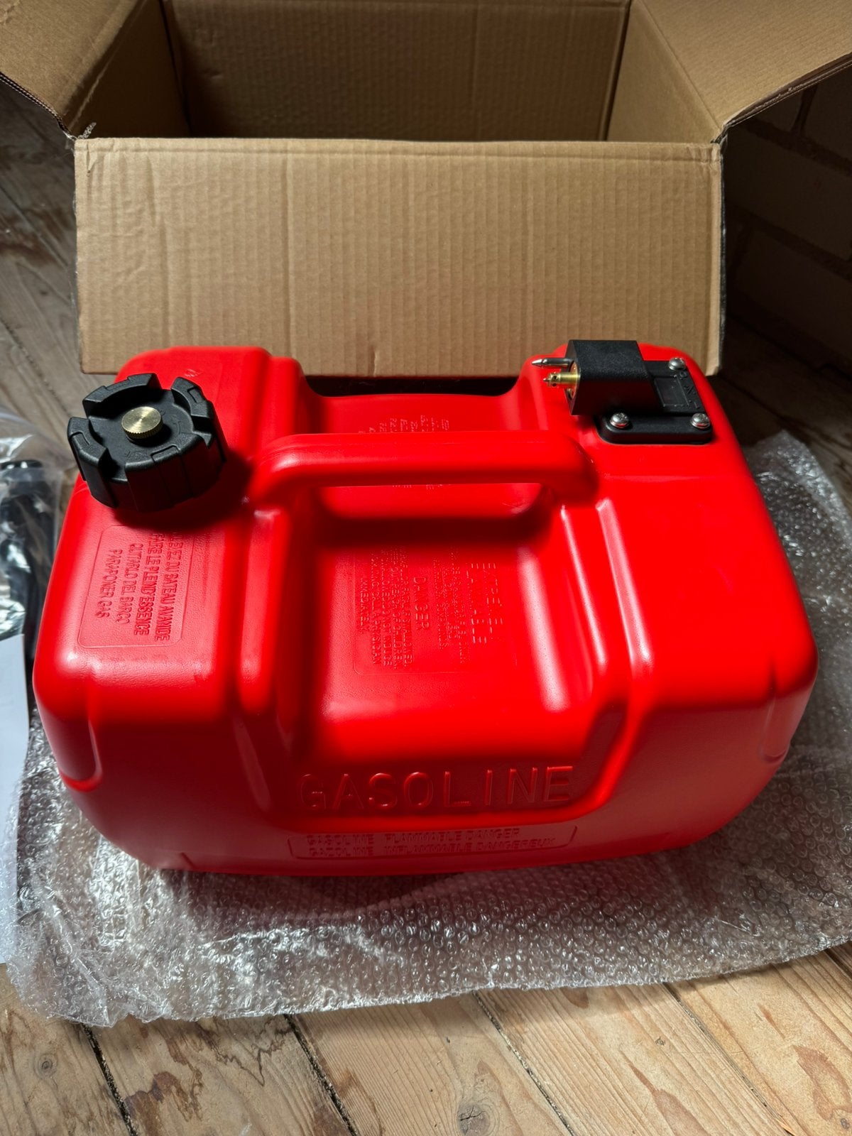 Brandstoftank Buitenboordmotor 12 Liter NIEUW, Watersport en Boten, Ophalen of Verzenden, Nieuw, Motor en Techniek, Motorboot