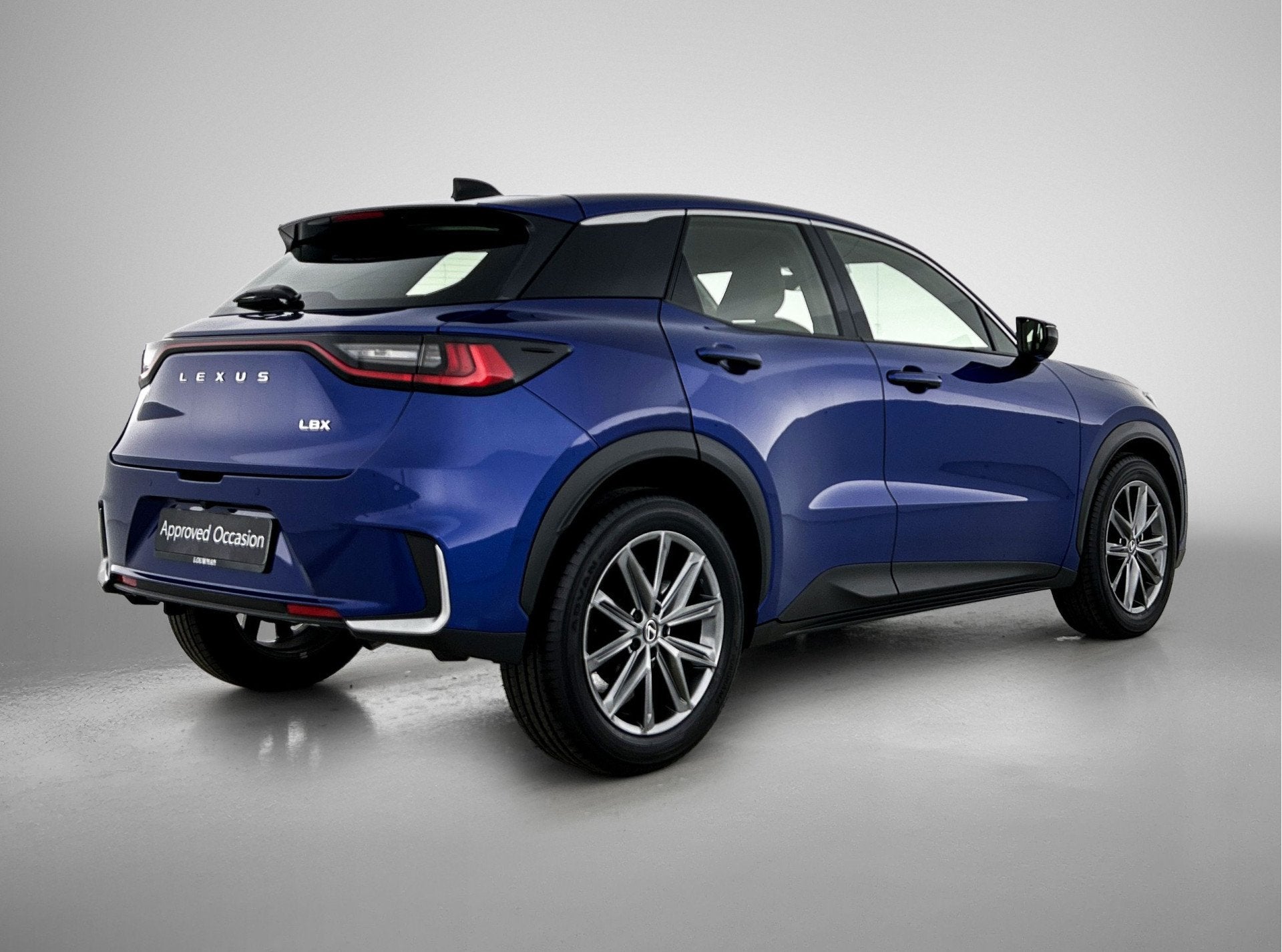 Lexus LBX Elegant 2WD | BTW Voertuig | Tech Pack | Blind Spo, Auto's, 12 maanden, 136 pk, Gebruikt, Blauw