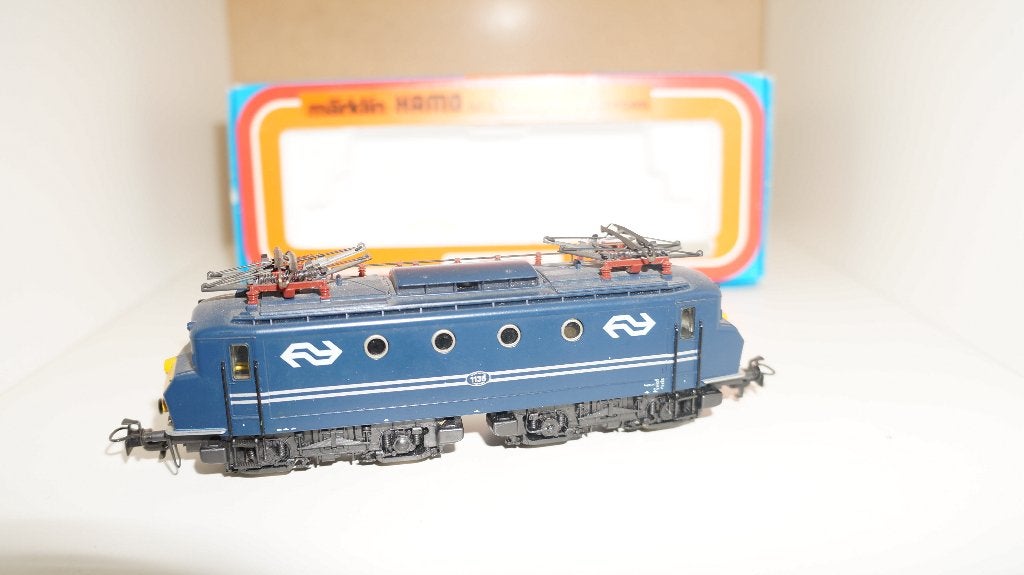 Märklin Hamo H0 - 8327 / 8324 - E-loc Serie 1100 NS, Analoog, Ophalen of Verzenden, Zo goed als nieuw, Märklin