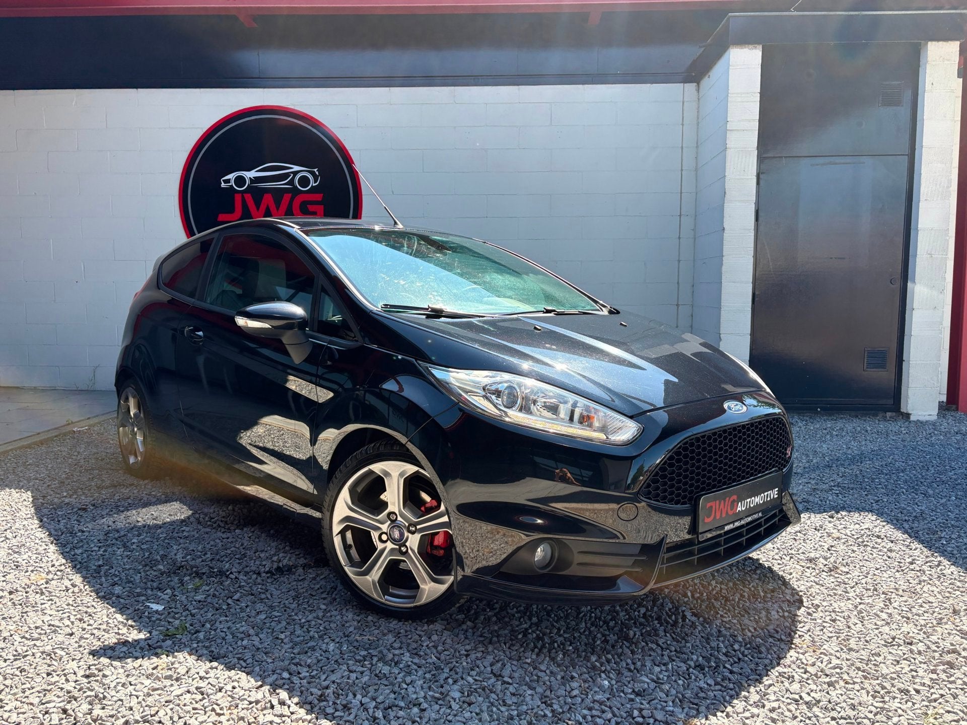 Ford Fiesta 1.6 ST2 Keyless/Airco/Recaro/Parkeersensoren, Voorwielaandrijving, Gebruikt, Zwart, 4 cilinders