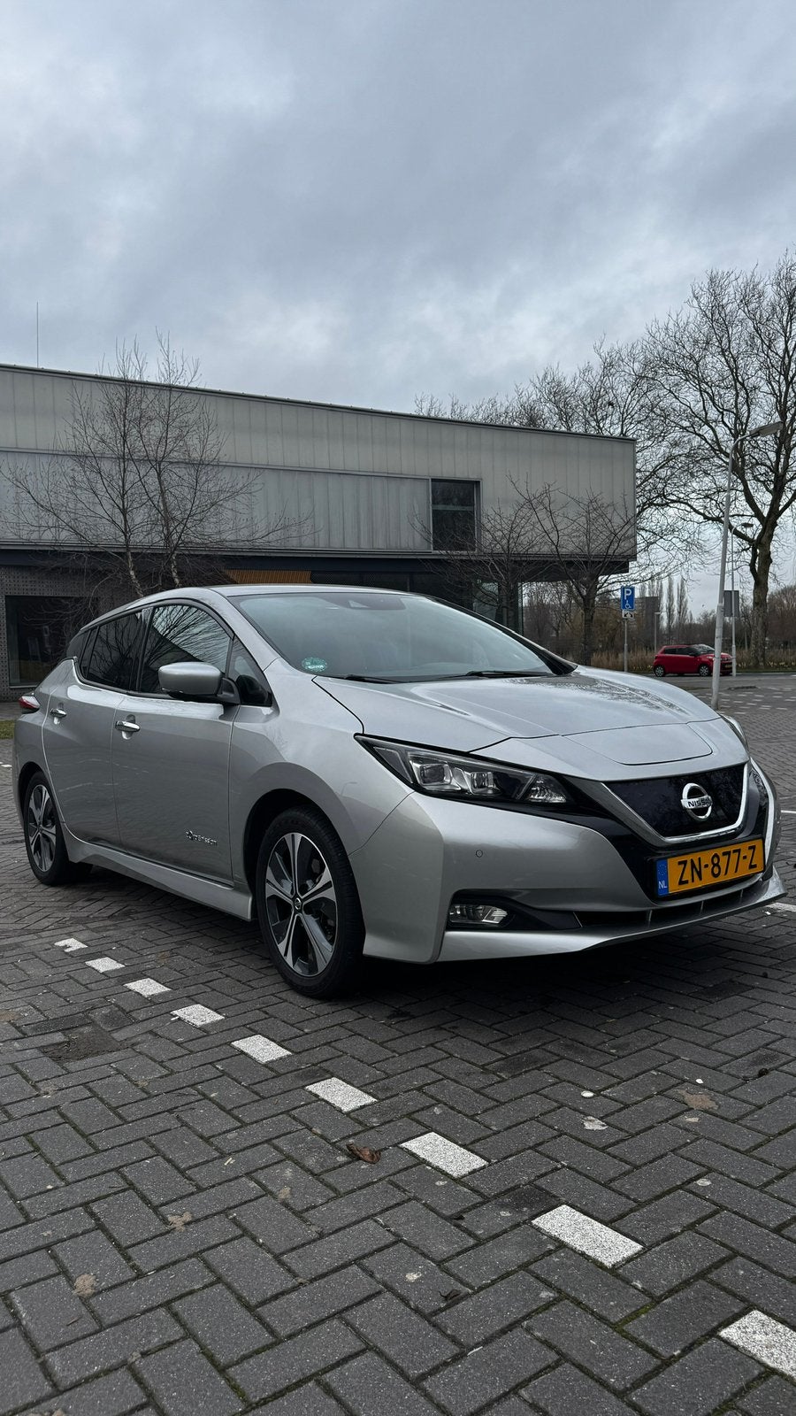 Nissan Leaf Electric 40kWh 2019 Grijs Inruil mogelijk Tesla, Zwart, Leder en Stof, 122 pk, Origineel Nederlands