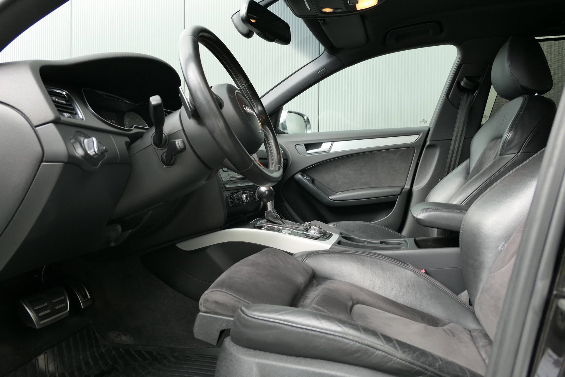 Audi S4 Avant 3.0 TFSI quattro Pro Line B&O Alcantara Stoelv, Auto's, Audi, Automaat, Euro 5, Gebruikt, Zwart
