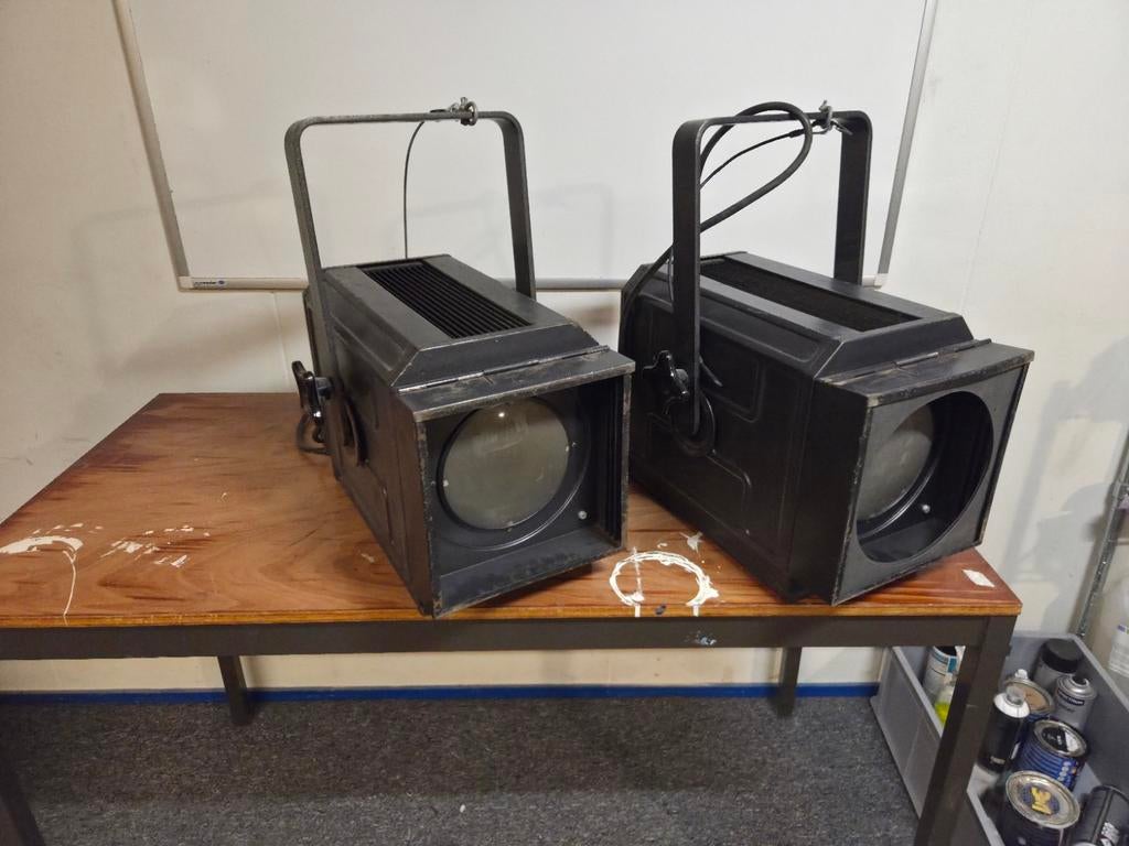 Retro theater fresnel frontlicht 2x, Ophalen of Verzenden, Licht