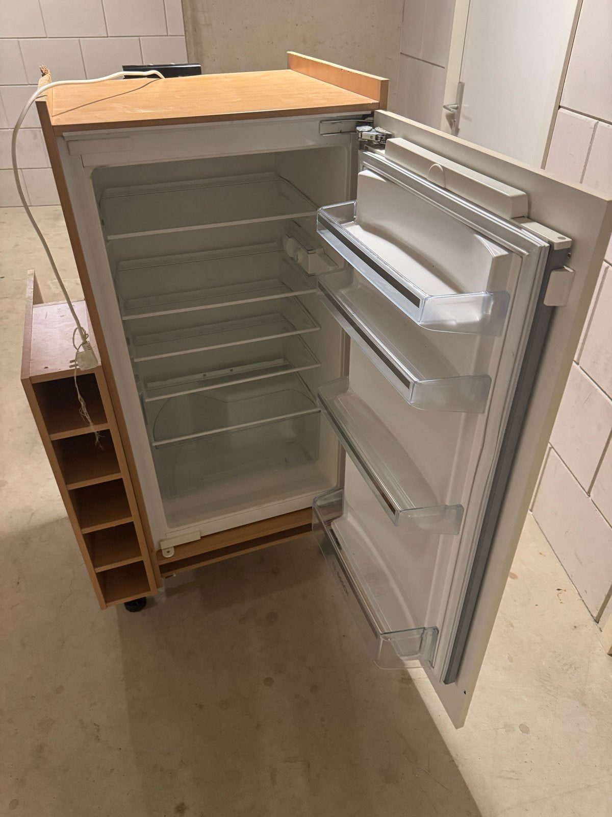 Bosch KIR20V60/01 Koelkast, Witgoed en Apparatuur, Koelkasten en IJskasten, 150 tot 200 liter, Energieklasse A of zuiniger, 45 tot 60 cm